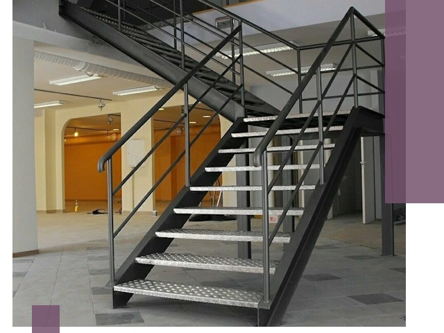 Лестницы для офиса в Кушве: изготовление, монтаж, демонтаж