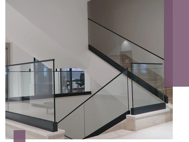 Стеклянные перила премиум-класса с установкой в Кушве