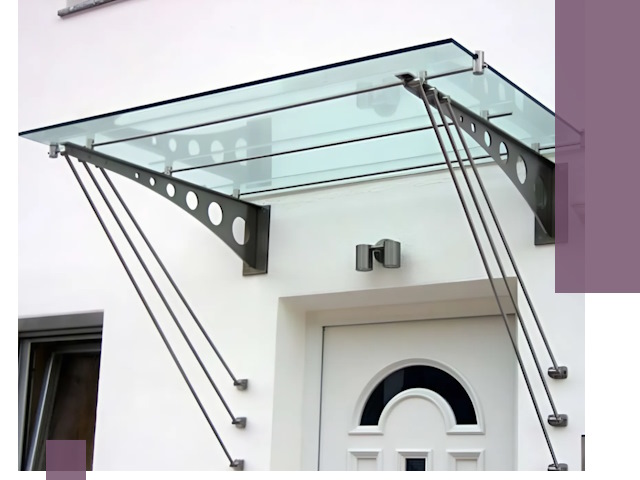 Козырьки над входом под ключ в Кушве — изготовление и монтаж