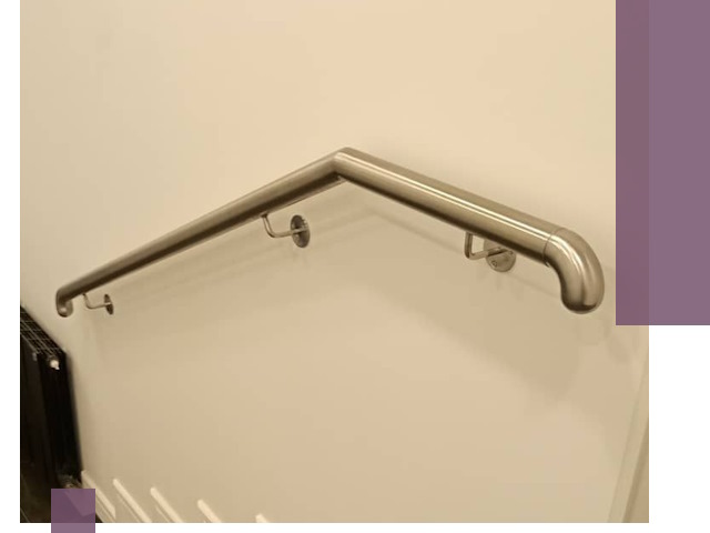 Изготовление пристенных поручней в Кушве под ключ за сроки